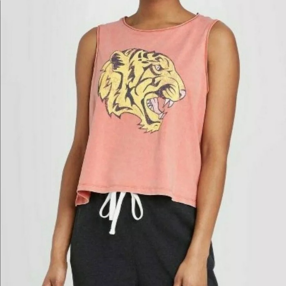 Colsie TIGER crop top